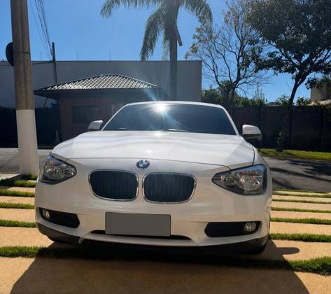 BMW 116i 1.6 16V TURBO GASOLINA 4P AUTOMÁTICO BMW 116i 1.6 16V TURBO GASOLINA 4P AUTOMÁTICO